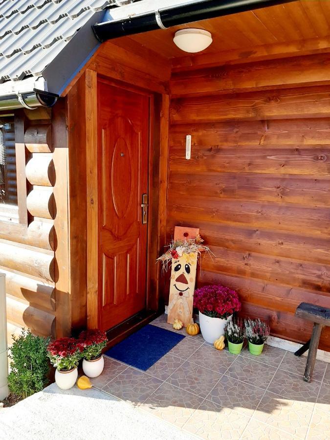 Villa Andrea- Neakceptujeme Mlade Partie Terchová Exterior foto